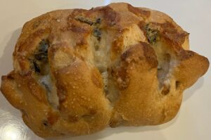 ゴルゴンゾーラの塩くるみパン