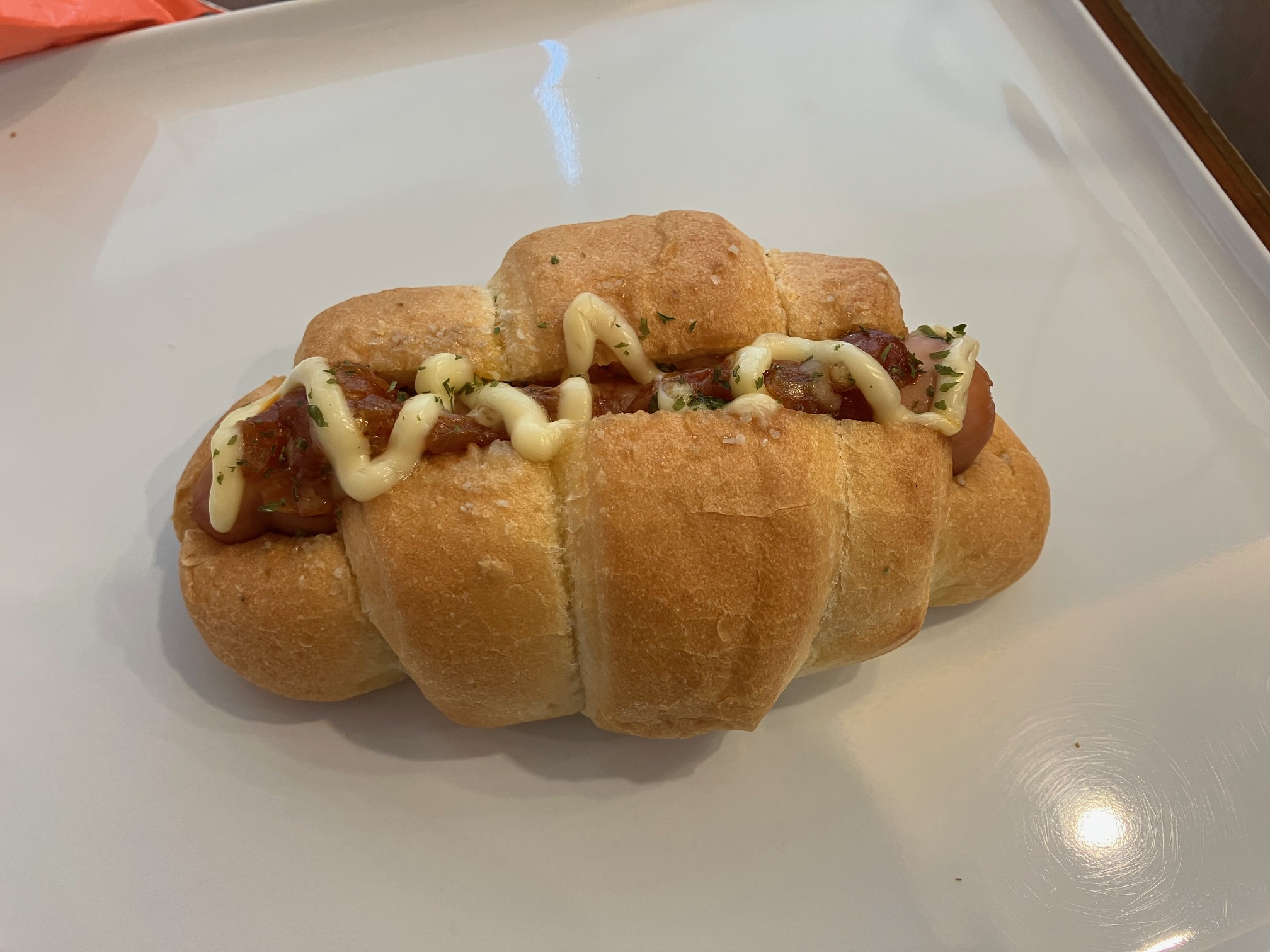 デンマークソーセージの塩パンドッグ