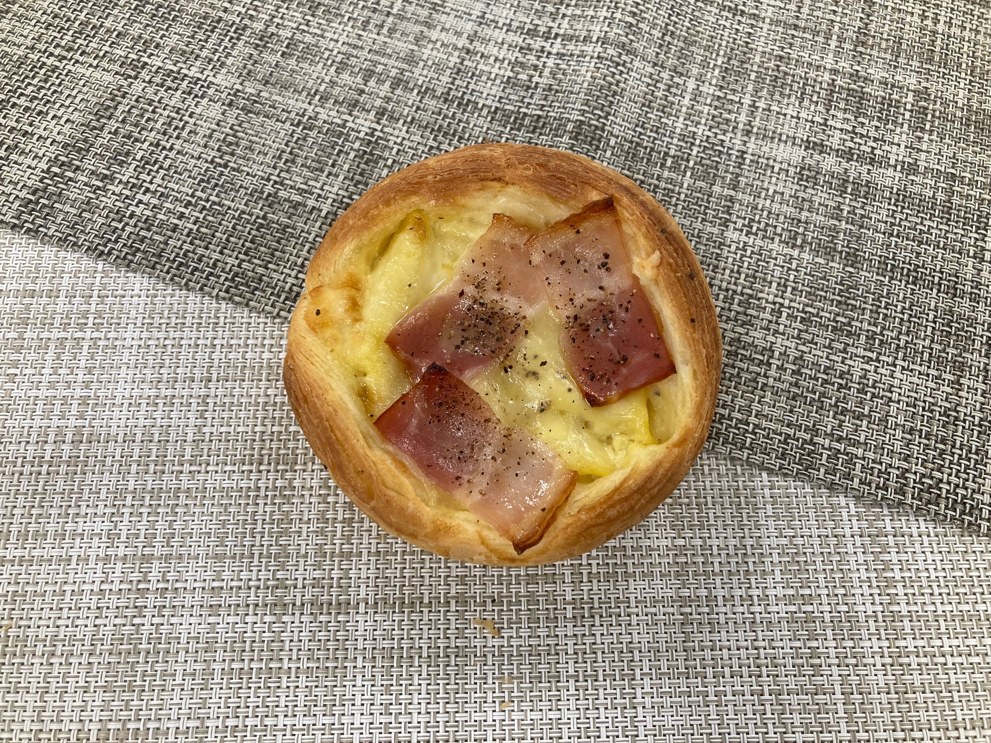 カルボナーラペンネのデニッシュ