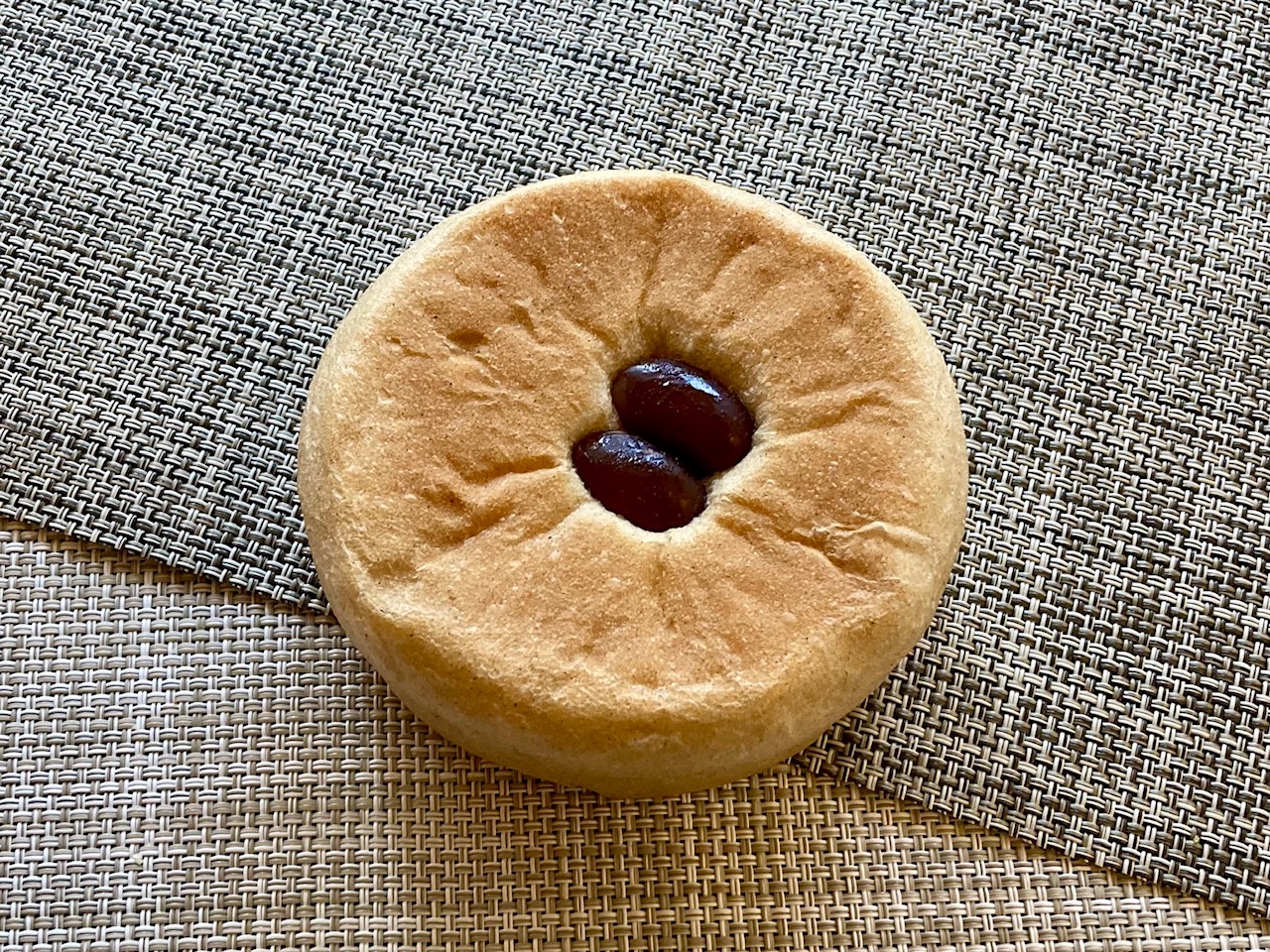 玄米の金時豆パン